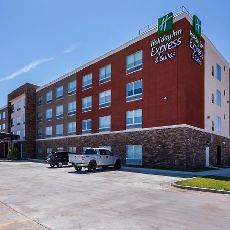 Holiday Inn Express & Suites Blackwell By Ihg Exterior photo